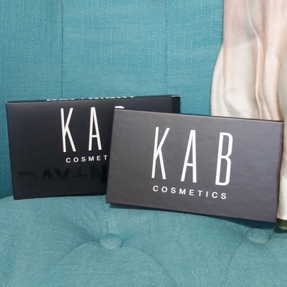 KAB Day + Night palette - Picture 2 of 2